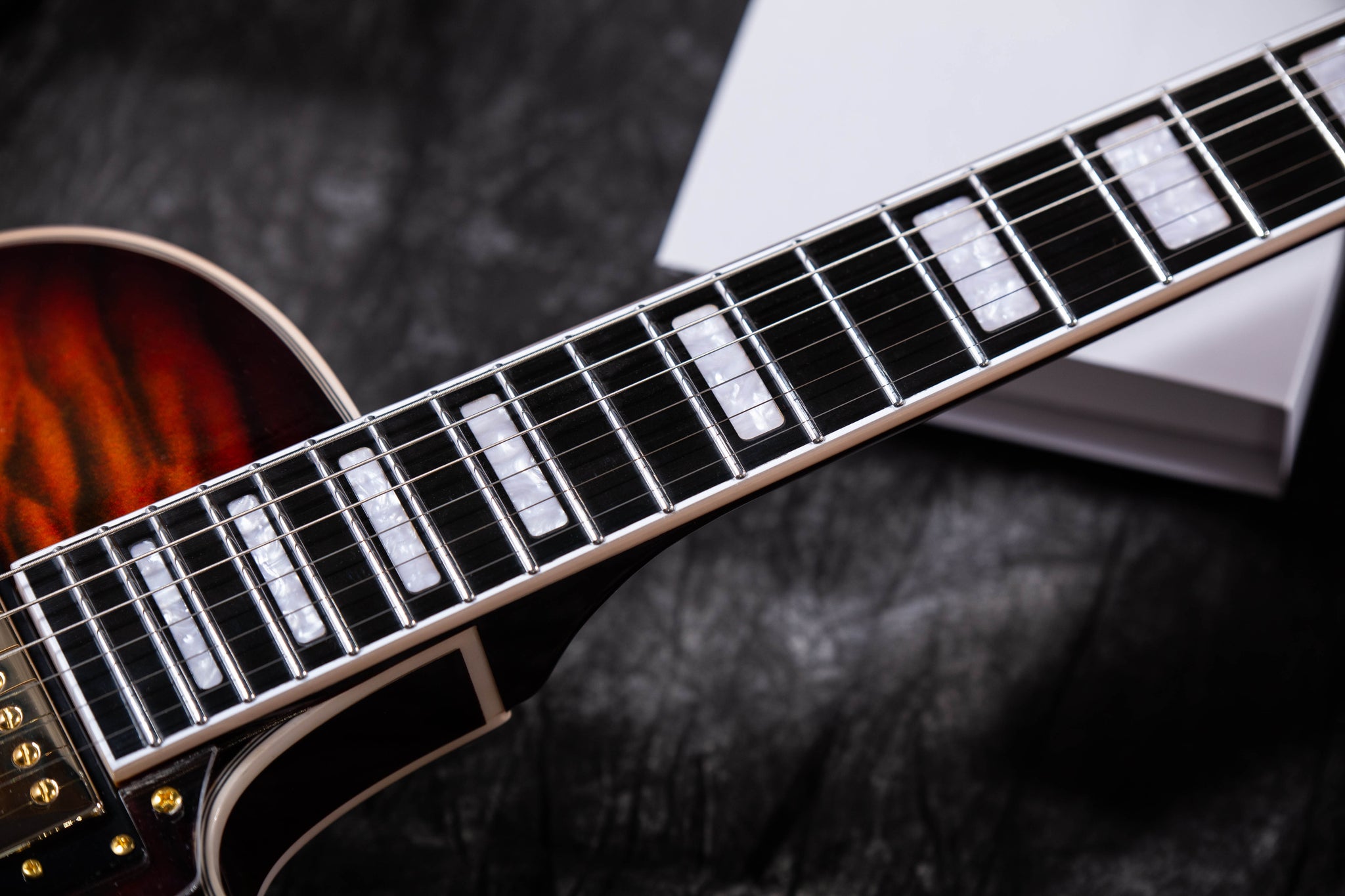 Grote LPF-001 Semi-Hollow Body Electric Guitar Coils